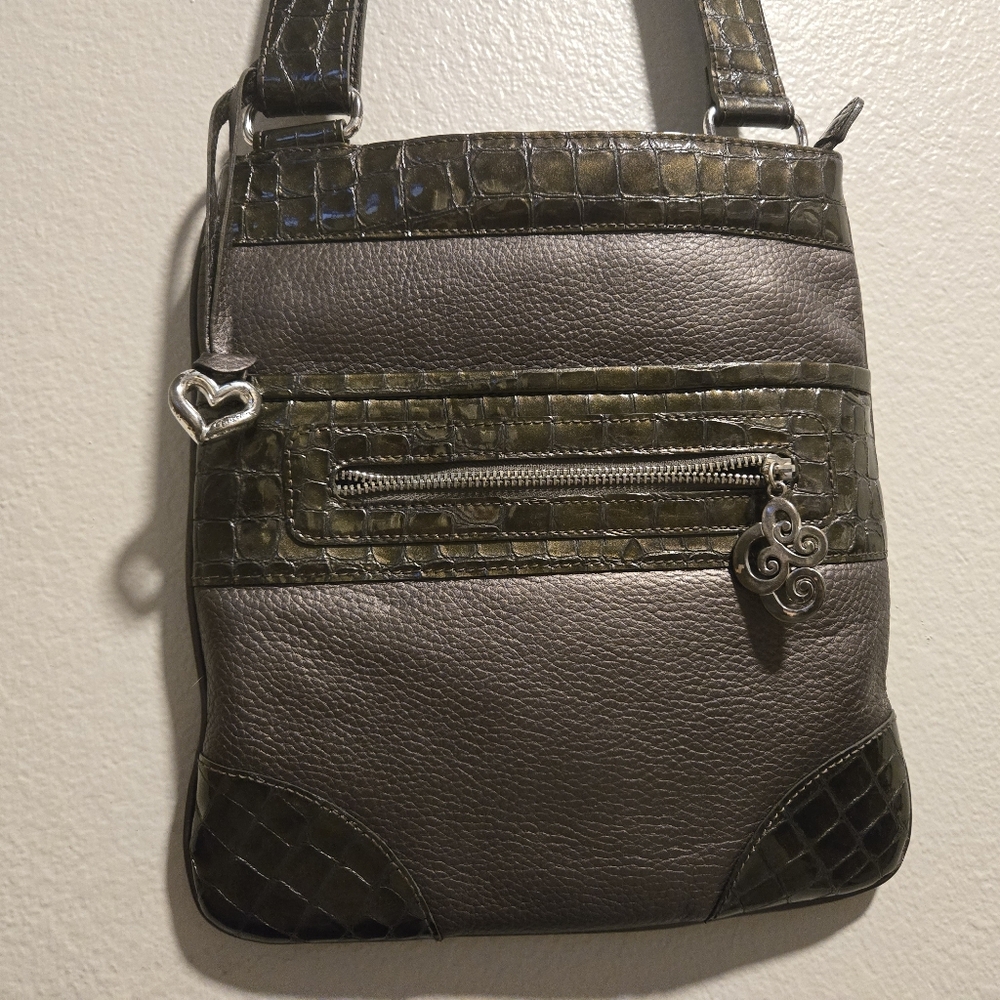 'Brighton' Leather Crossbody Shoulder Bag In Stylish Brown, Silver Hardware